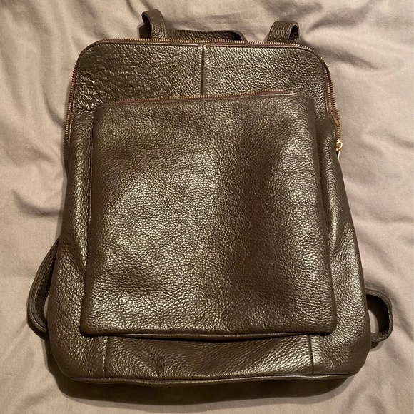 NWOT Vere Belle Italian Leather Backpack Purse - Picture 2 of 13